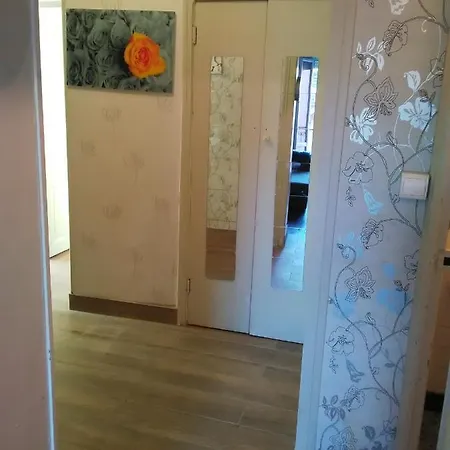 Proche Du Centre